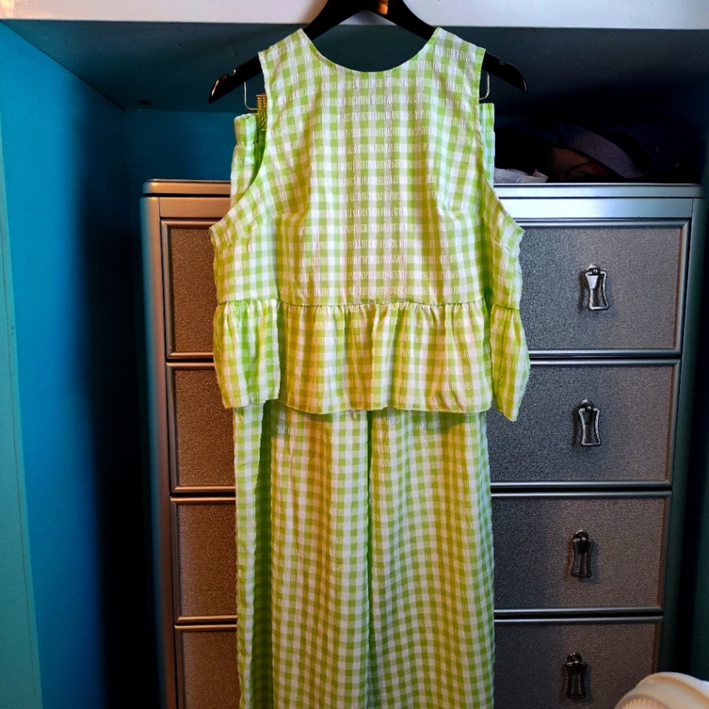 SHEIN Lime Gingham Pants Set
